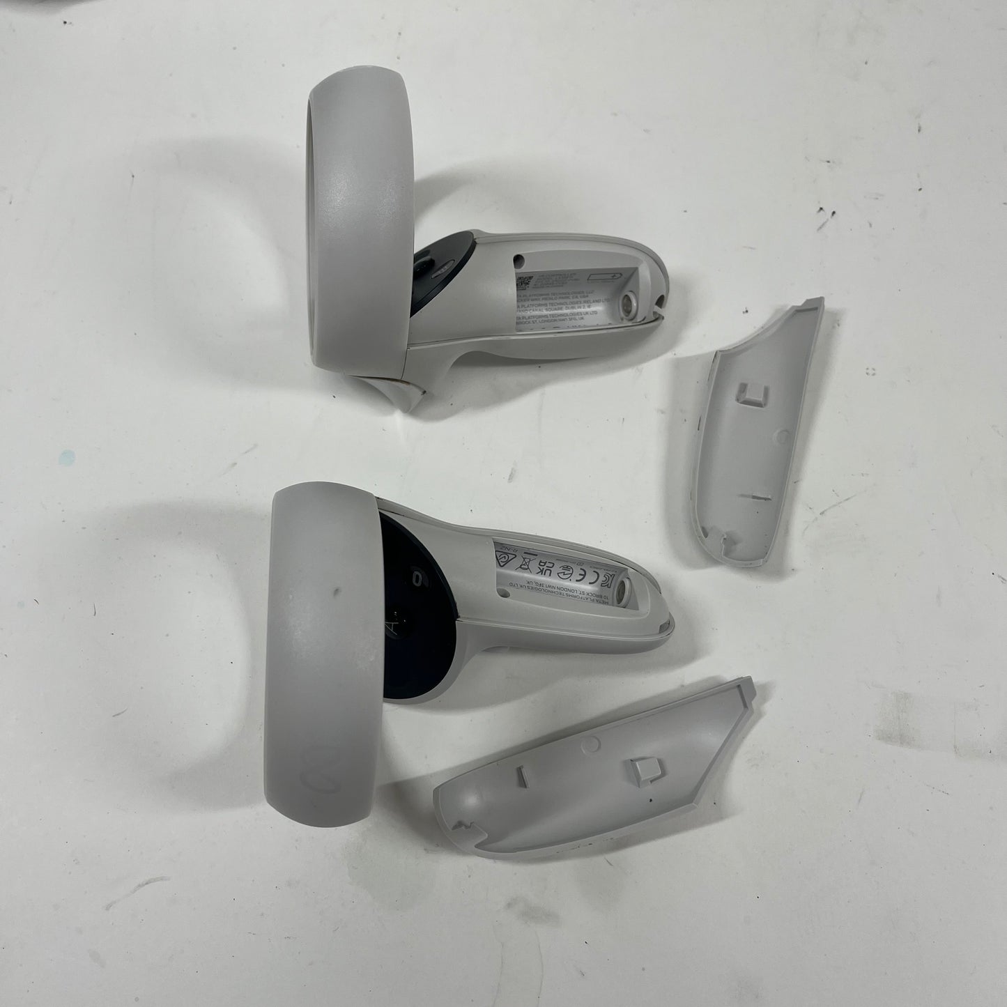 Meta Quest 2 256GB Standalone All-in-One VR Headset KW49CM