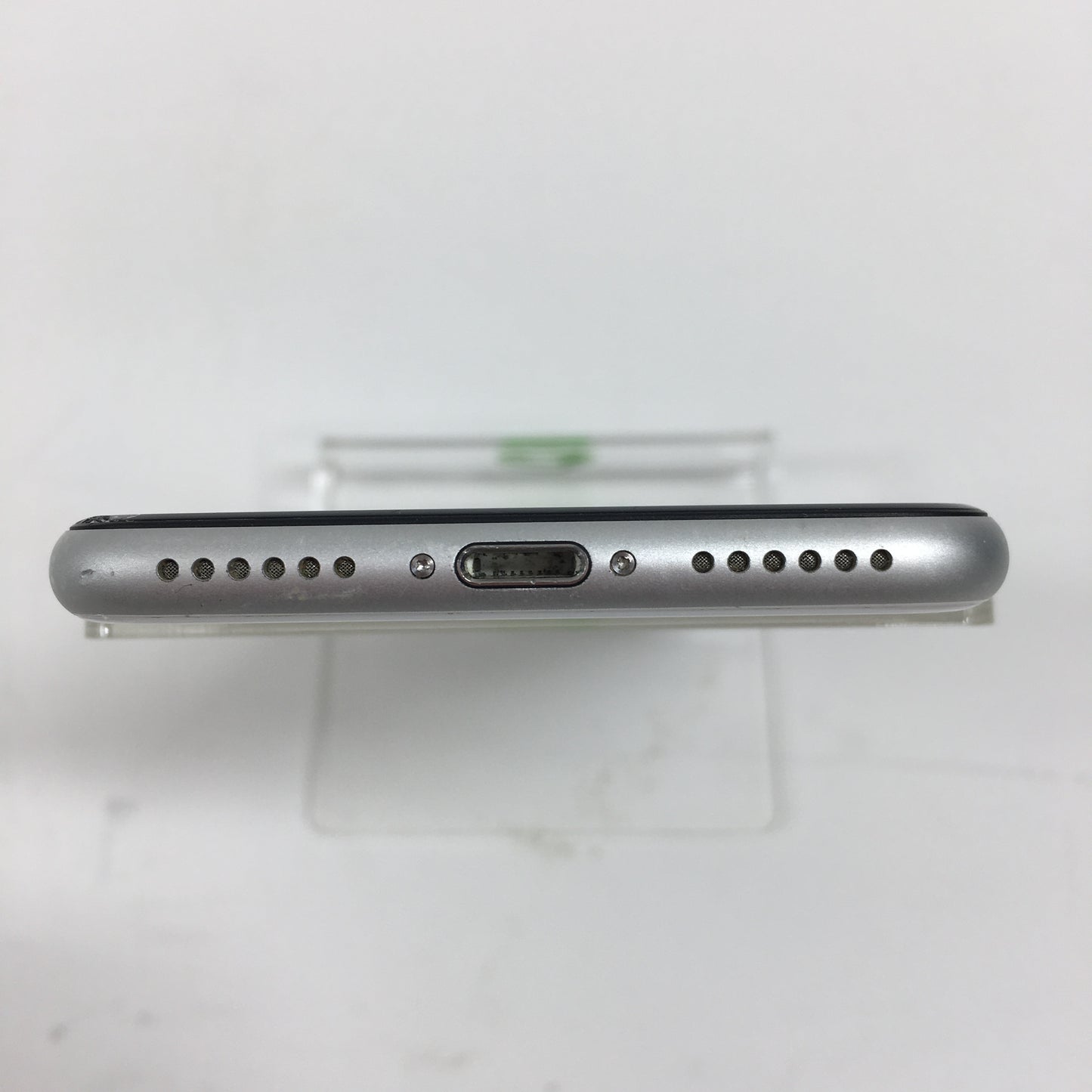 Unlocked Apple iPhone SE 64GB 18.0 White MHGQ3J/A