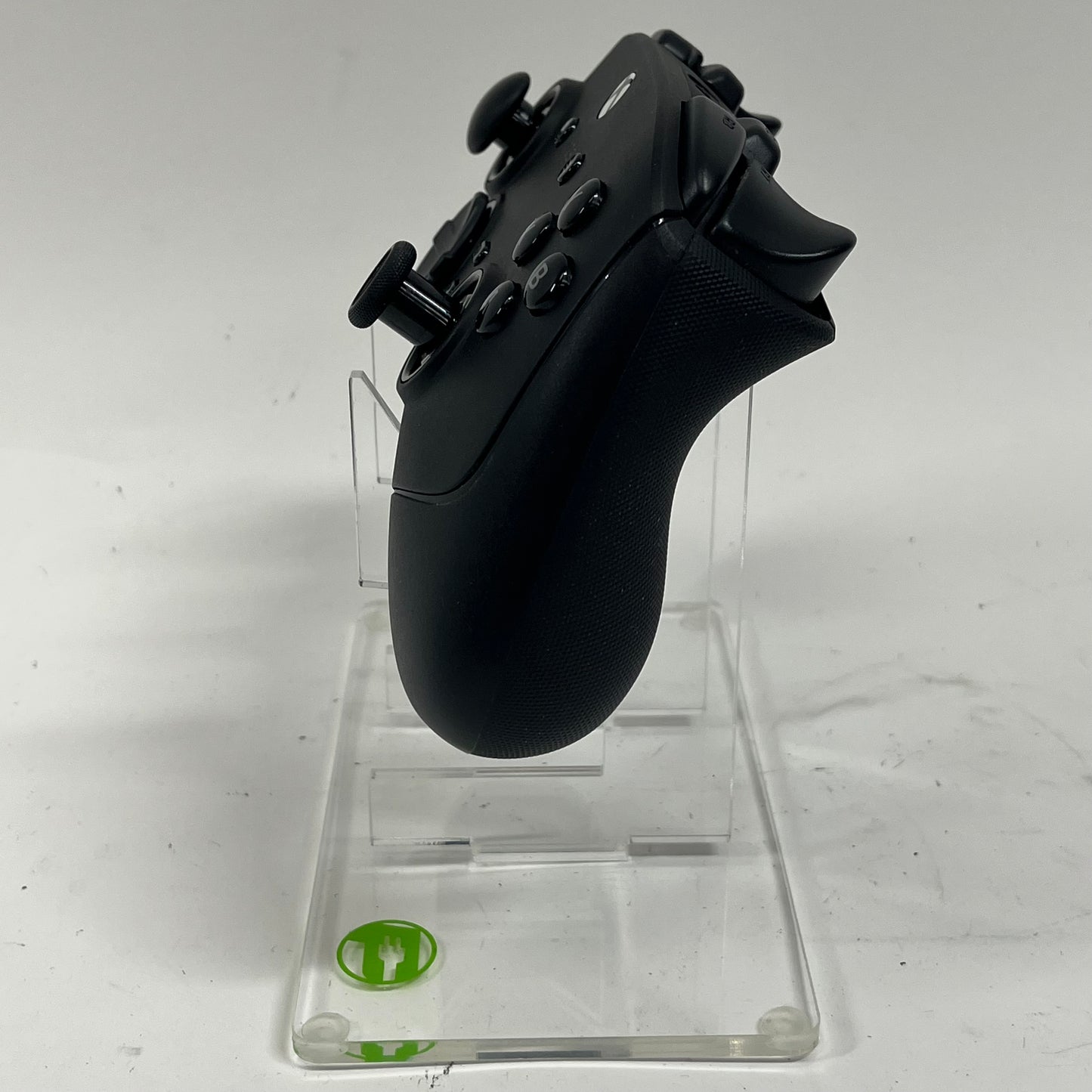 Razer Wolverine V3 Controller RZ06-0520