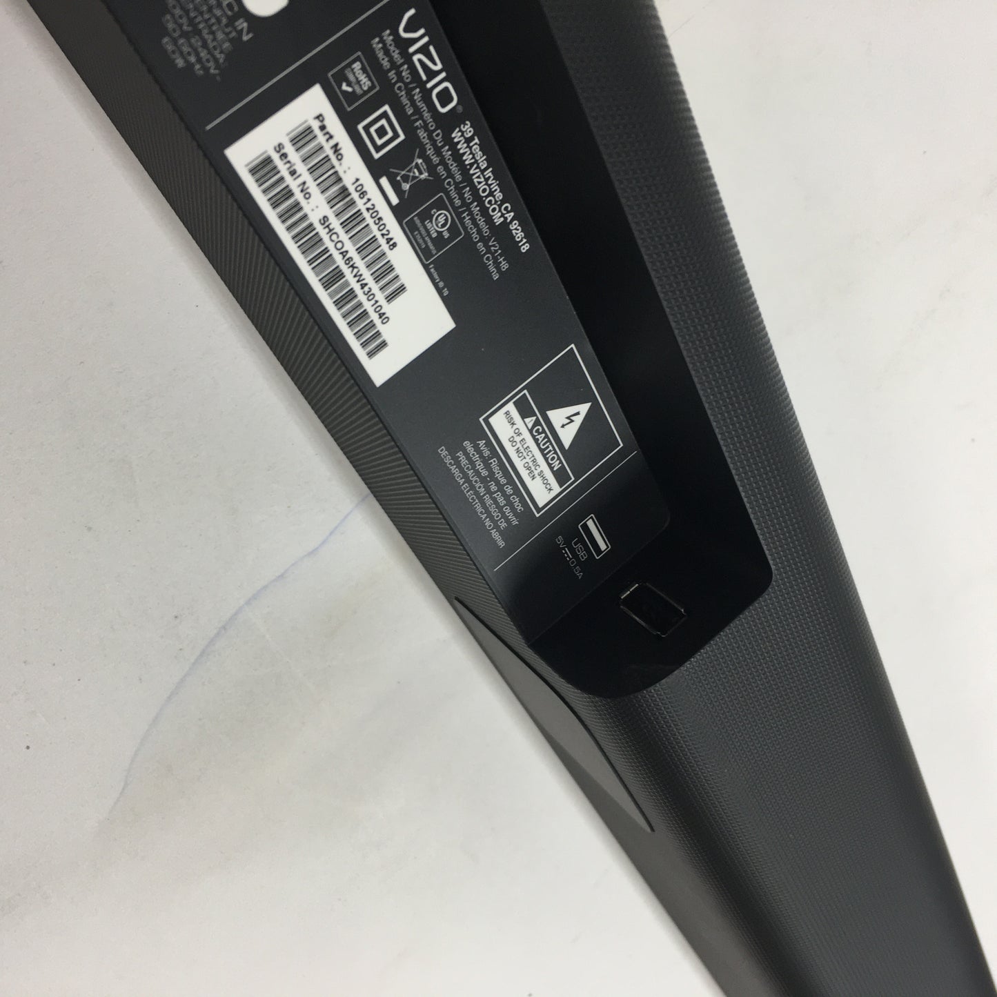 VIZIO V-Series 2.1 Sound Bar 2.1 Channel Sound Bar System Black V21-H8