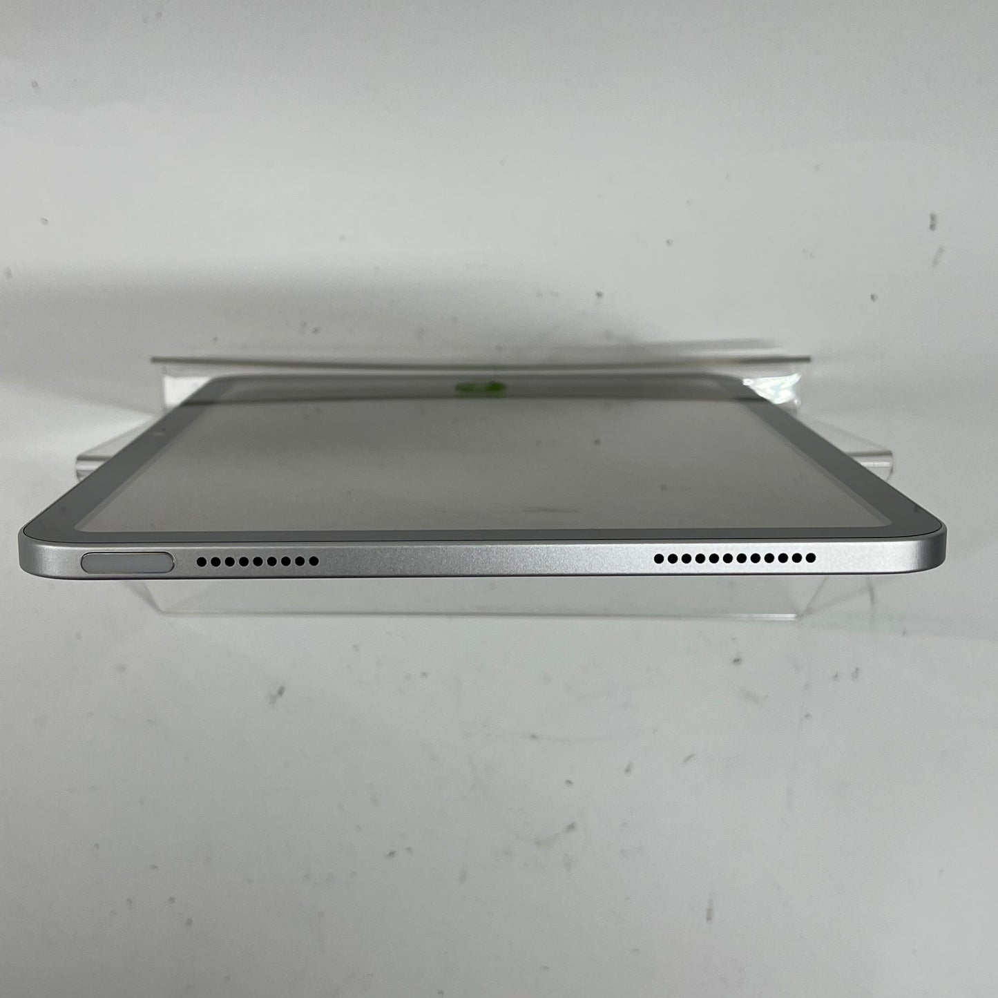 WiFi Only Apple iPad 11" (A16) 128GB Silver MD3Y4LL/A