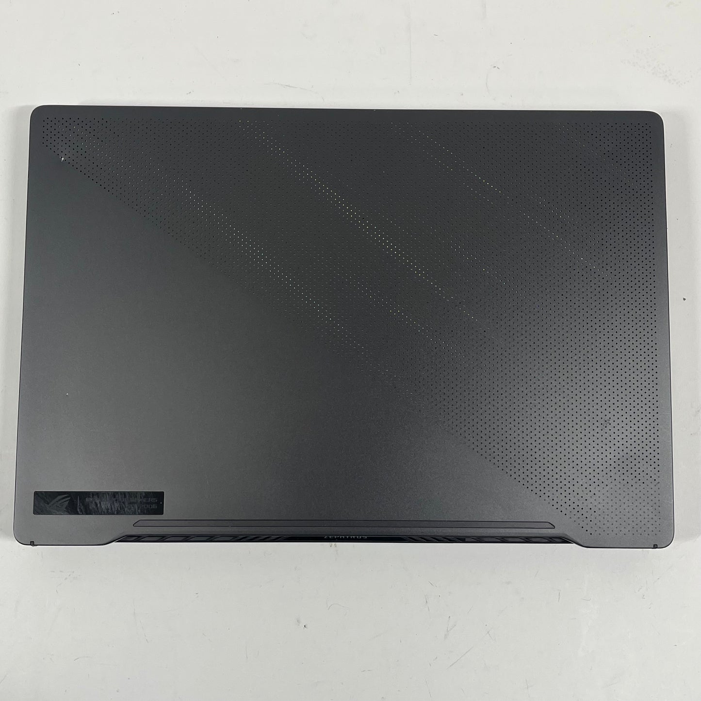 Asus ROG Zephyrus G14 GA401Q 14" Ryzen 7 5800HS 3.2GHz 16GB 512GB SSD GTX 1650