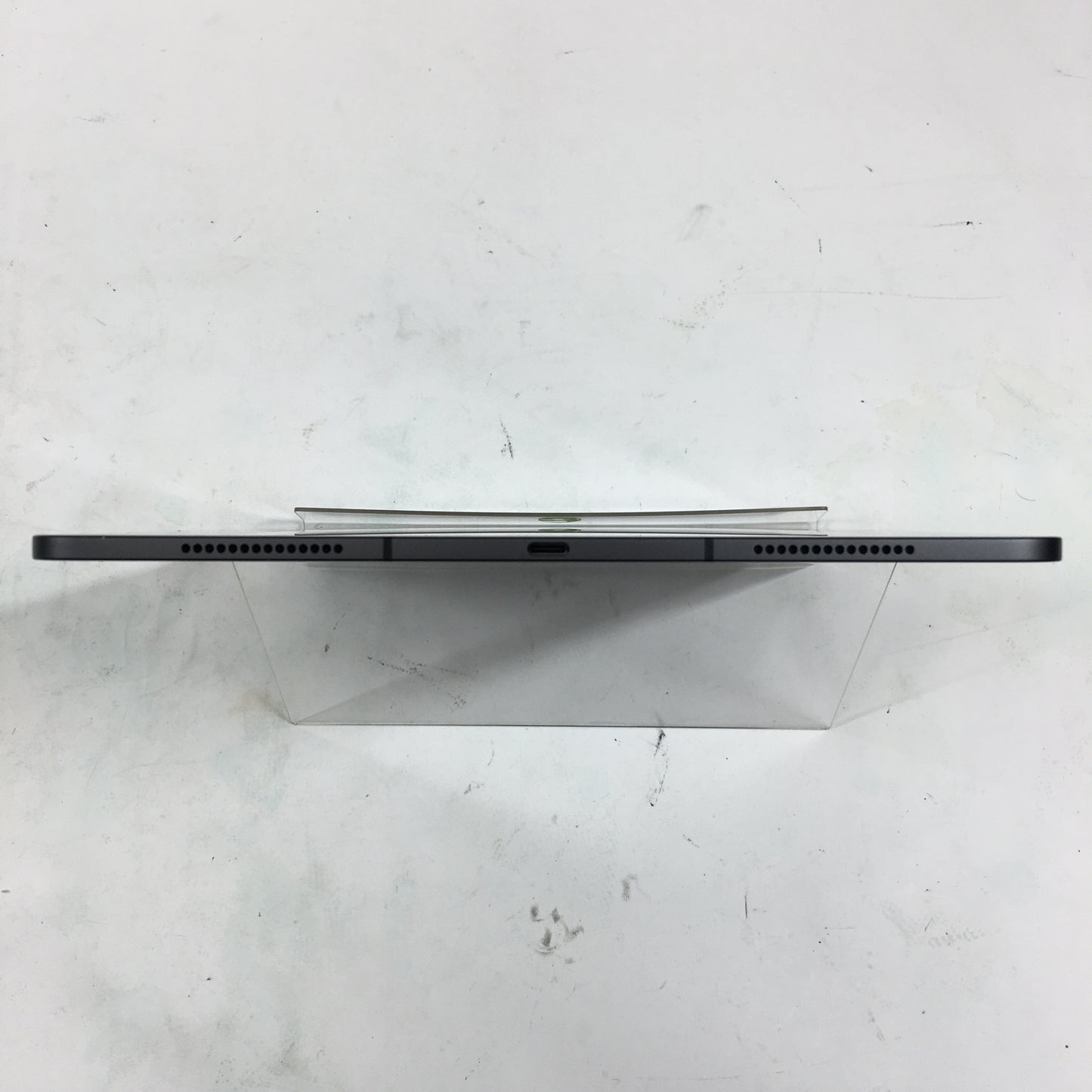 Unlocked Apple iPad Pro 13" M5 256GB Space Black ME7W4LL/A