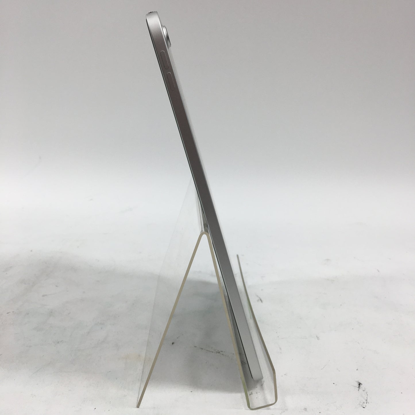 WiFi Only Apple iPad 11" (A16) 128GB Silver MD3Y4LL/A