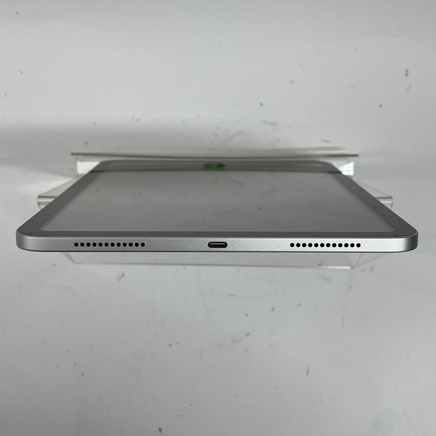 WiFi Only Apple iPad 11" (A16) 128GB Silver MD3Y4LL/A