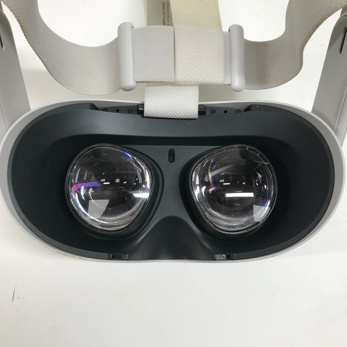 Oculus Quest 2 128GB Standalone All-in-One VR Headset KW49CM
