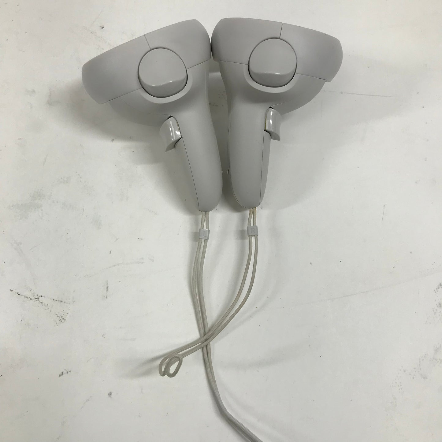 Oculus Quest 2 128GB Standalone All-in-One VR Headset KW49CM