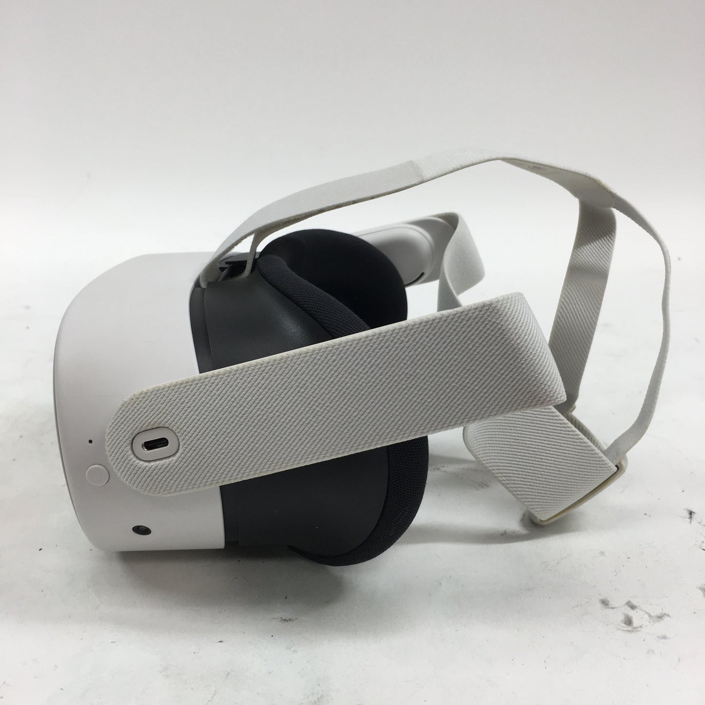 Meta Quest 3S 256GB Standalone All-in-One VR Headset P97
