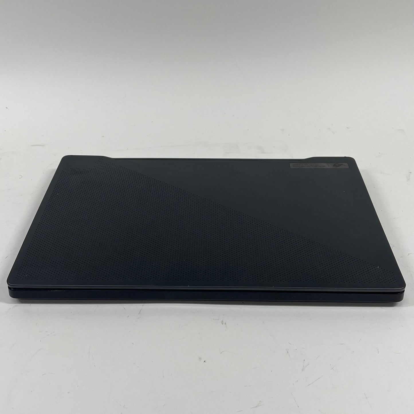 Asus ROG Zephyrus G14 GA401Q 14" Ryzen 7 5800HS 3.2GHz 16GB 512GB SSD GTX 1650