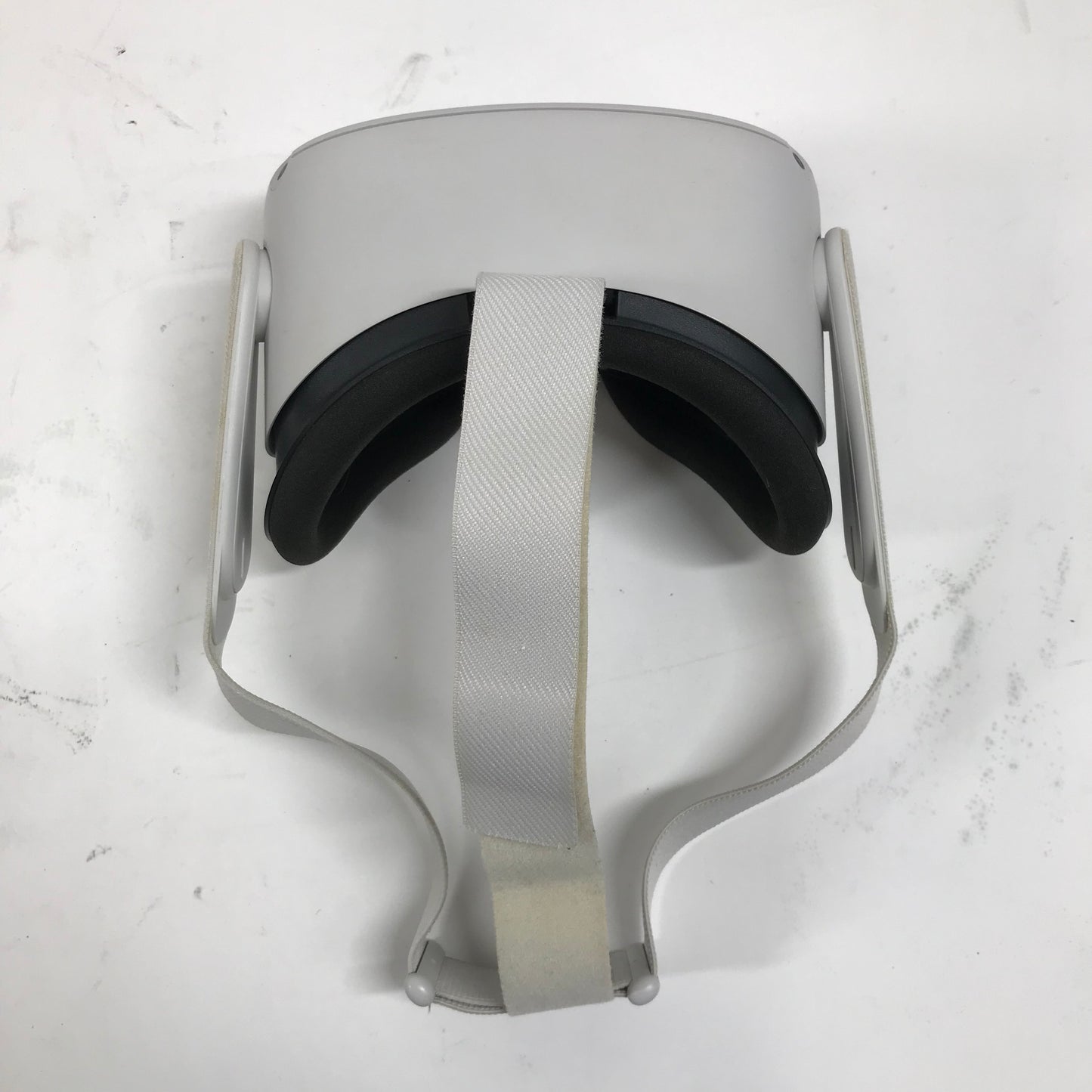 Oculus Quest 2 128GB Standalone All-in-One VR Headset KW49CM