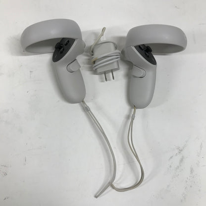 Oculus Quest 2 128GB Standalone All-in-One VR Headset KW49CM