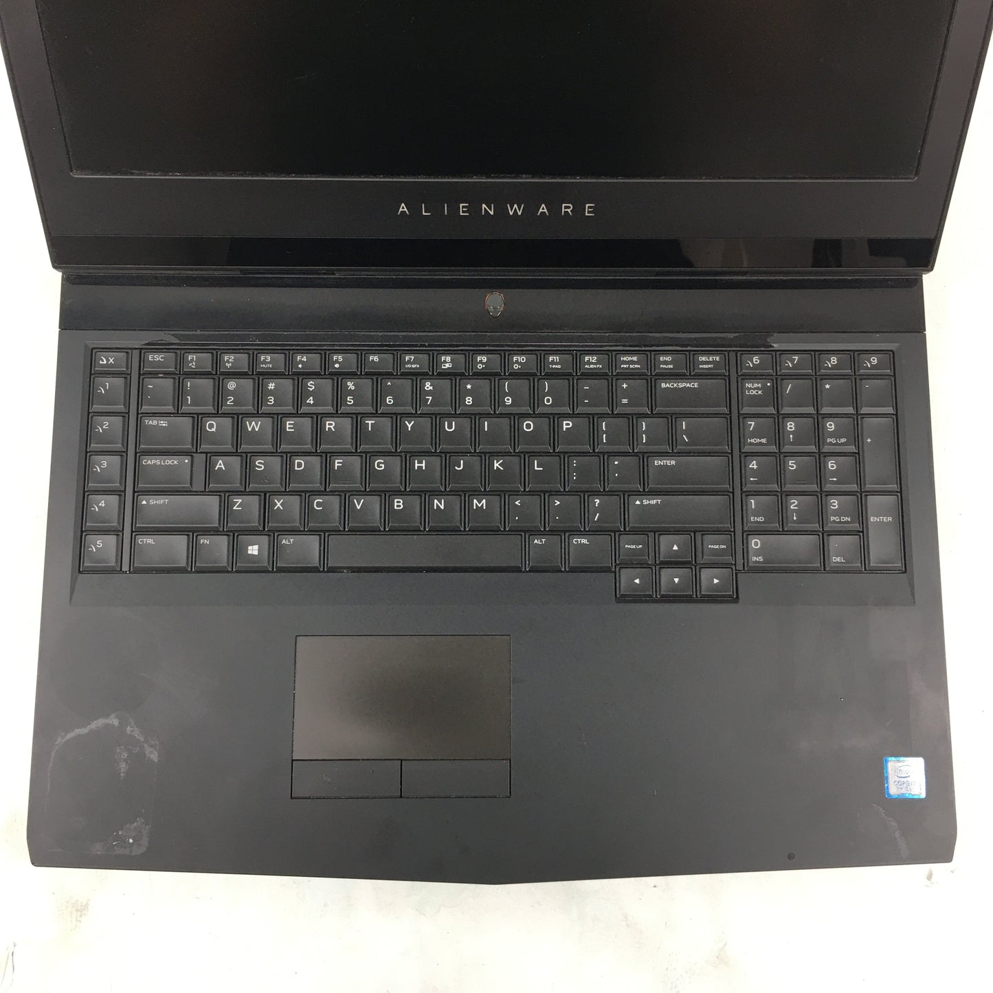 Alienware 17 R4 17.3" i7-7700HQ 2.8GHz 16GB RAM 128GB SSD GeForce GTX 1070