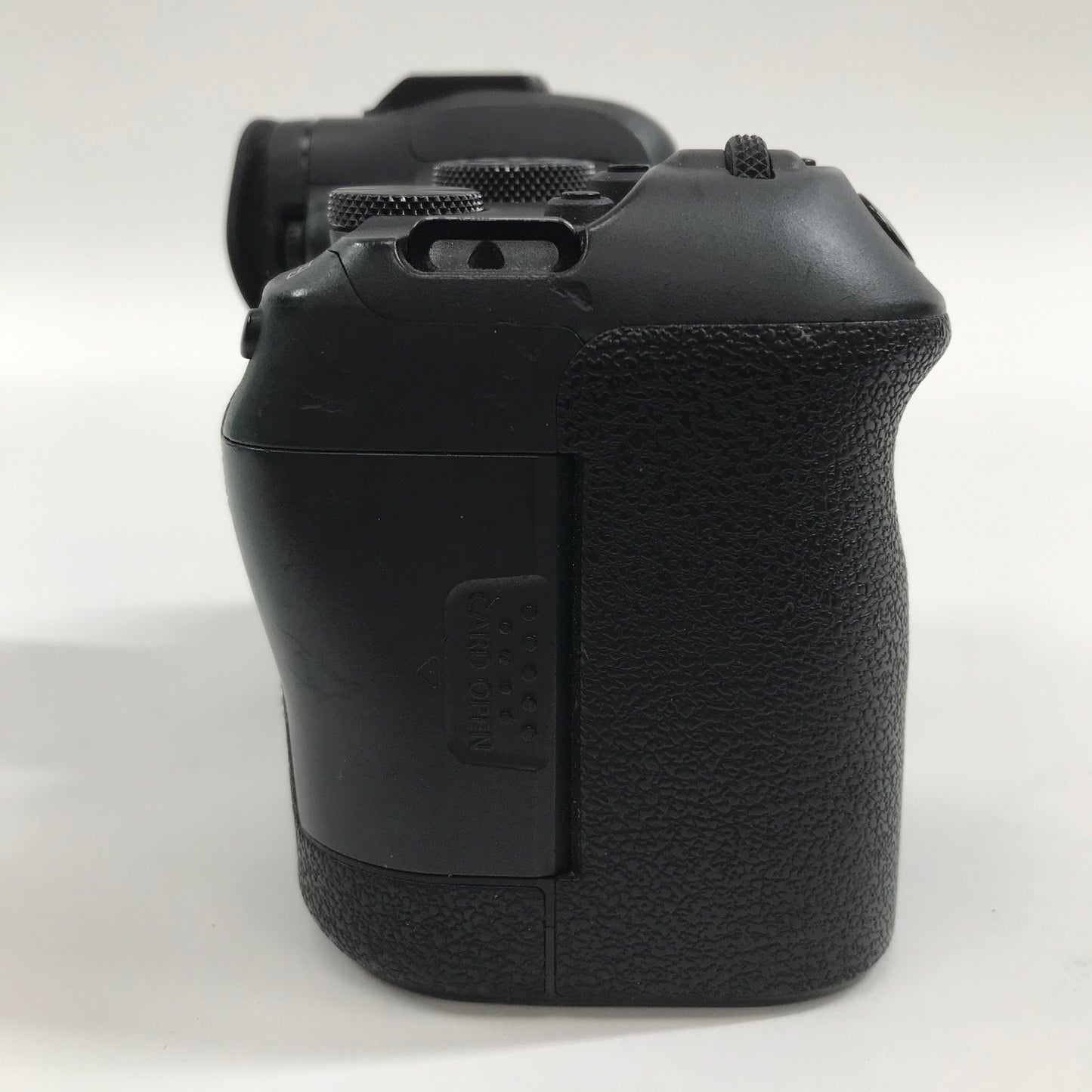 Broken Canon EOS R6 32.5MP Full Frame Mirrorless Digital Camera