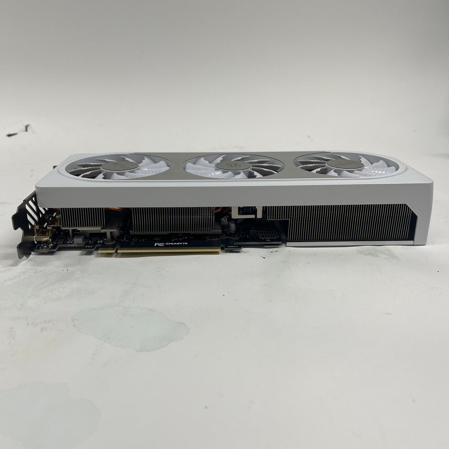 Broken Gigabyte GeForce RTX 4060 Ti Aero 16GB GDDR6 Graphics Card GV-N406TAERO