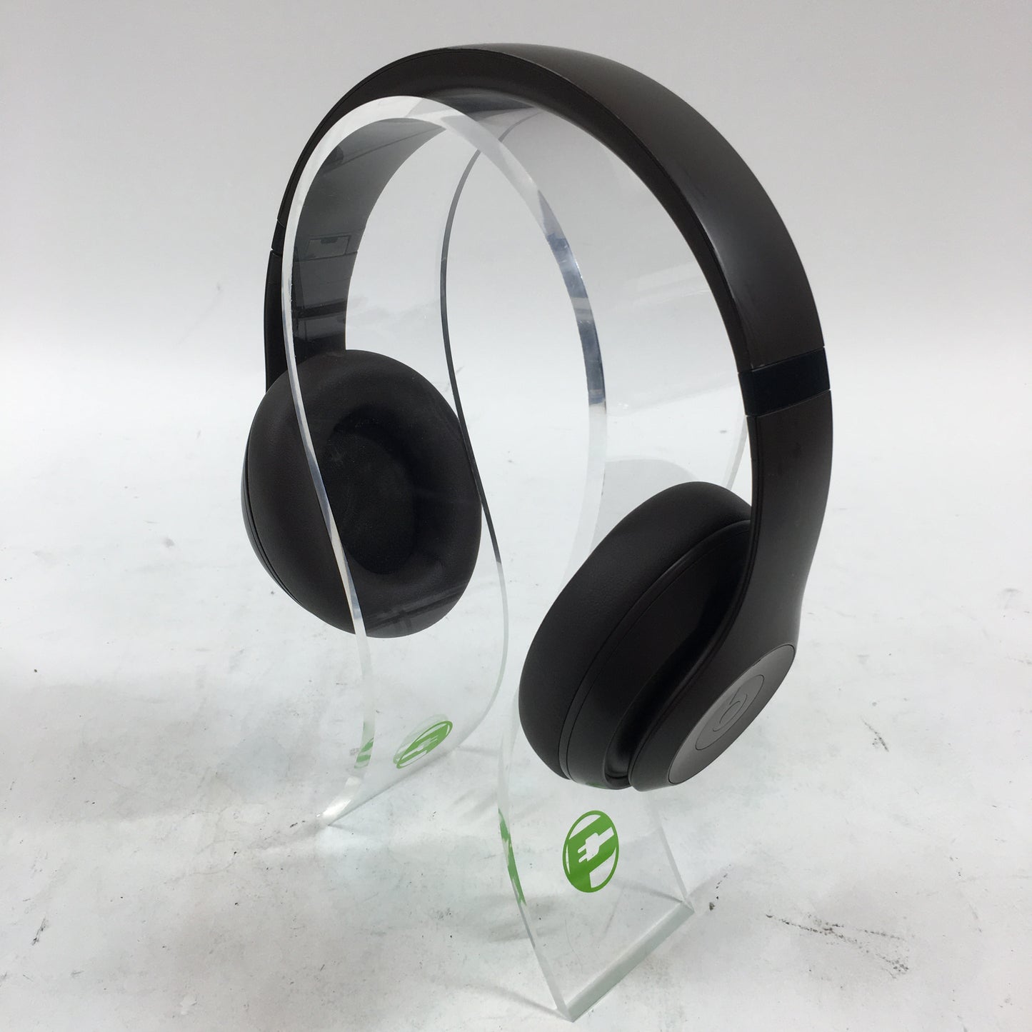 Beats Studio Pro Wireless Over-Ear Bluetooth Headphones Deep Brown MQTT3LL/A