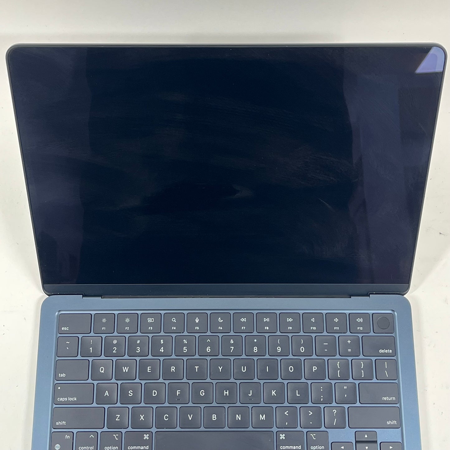 2024 Apple MacBook Air 13.6" M3 10C GPU 4.0GHz 16GB RAM 512GB SSD MXCV3LL/A