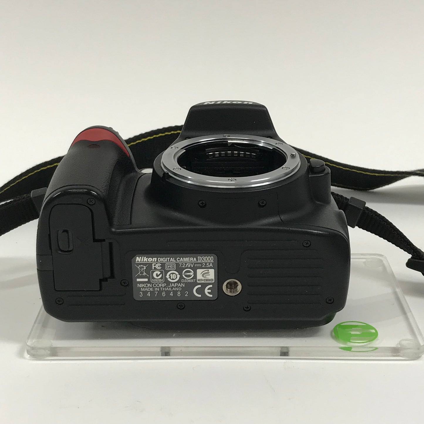 Nikon D3000 10.2MP Digital SLR DSLR Camera