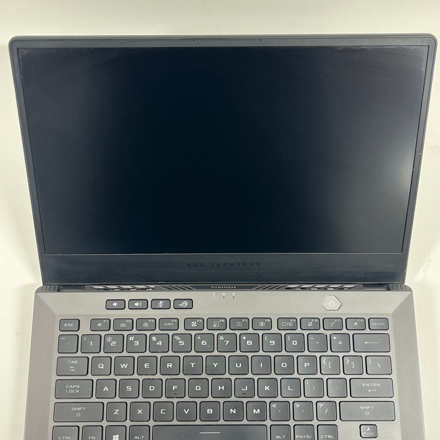 Asus ROG Zephyrus G14 GA401Q 14" Ryzen 7 5800HS 3.2GHz 16GB 512GB SSD GTX 1650