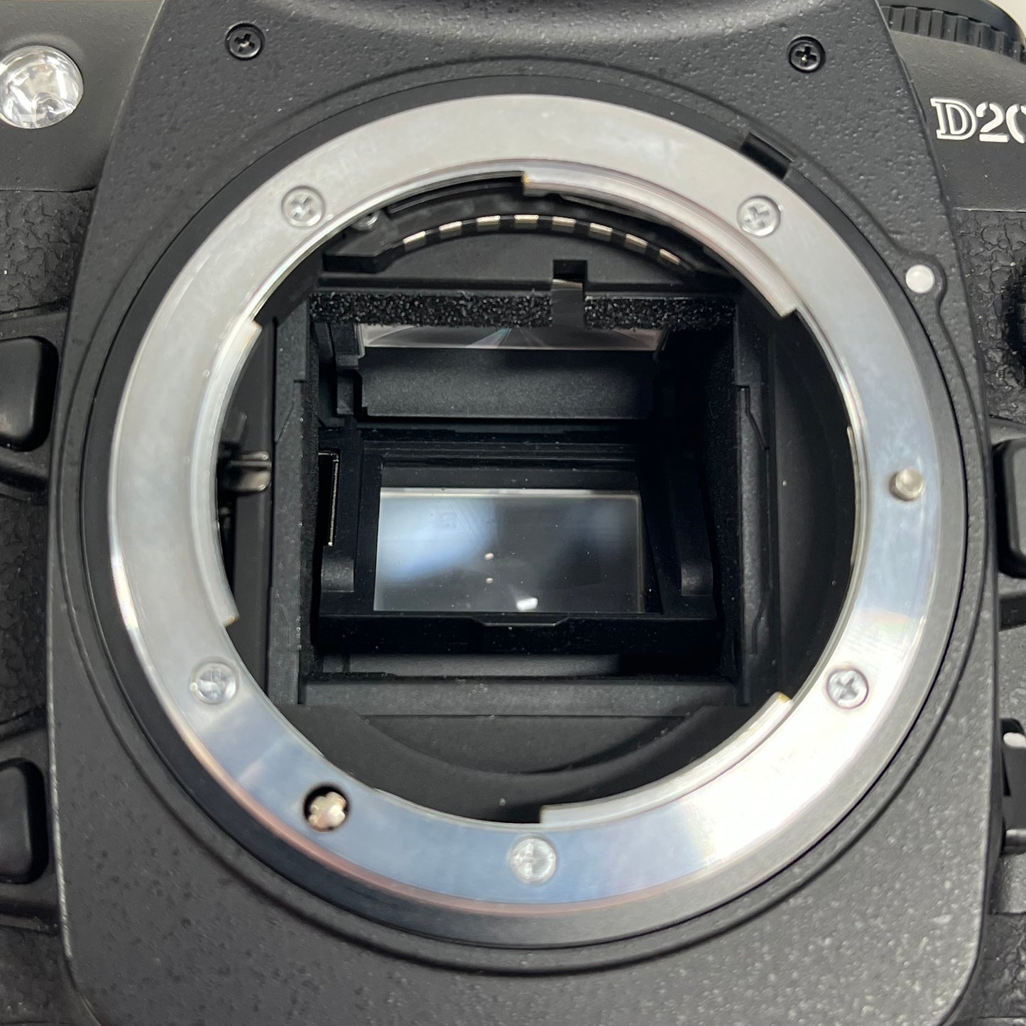 Nikon D200 10.2MP Digital SLR DSLR Camera 100,000 Shutter Count