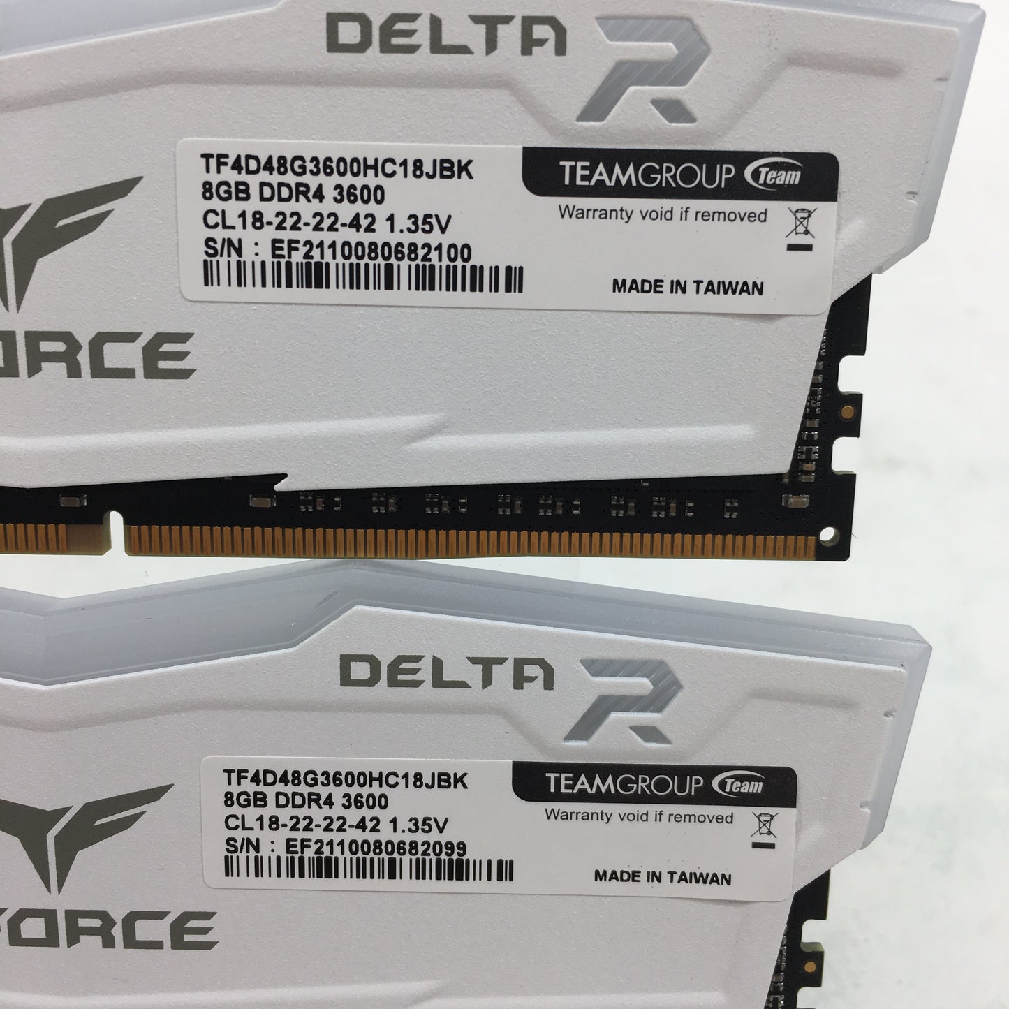TeamGroup T-Force Delta RGB 16GB (2x8GB) RAM DDR4 3600MHz TF4D48G3600HC18JBK