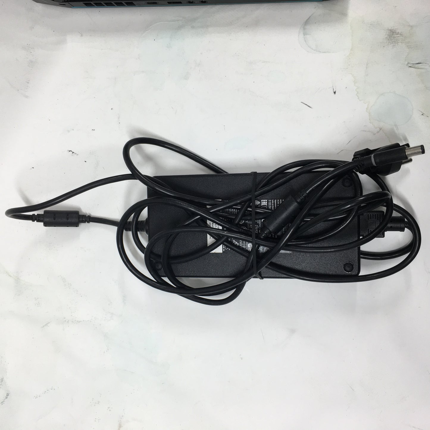 Alienware 17 R4 17.3" i7-7700HQ 2.8GHz 16GB RAM 128GB SSD GeForce GTX 1070